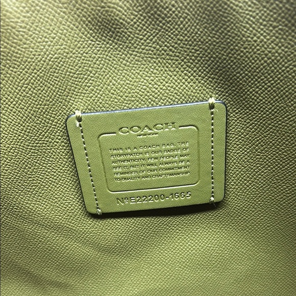 *8537 Coach black tote bag - Picture 5 of 12